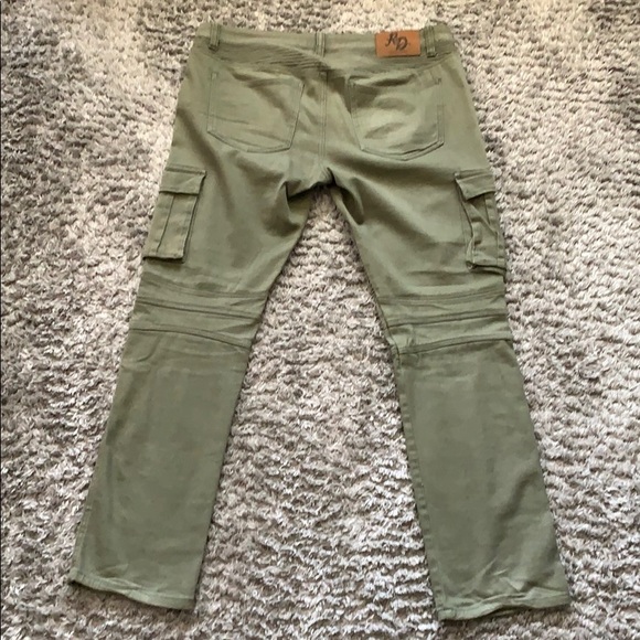 Pants - Picture 2 of 4